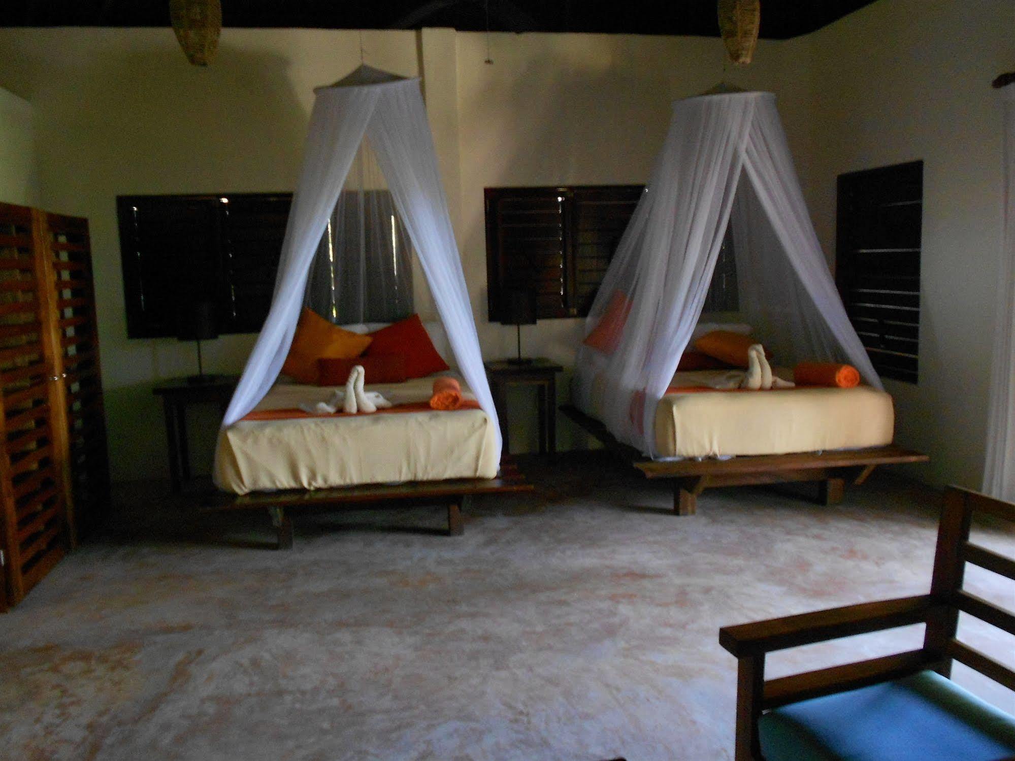 Sol Caribe Hotel Punta Allen Exterior photo