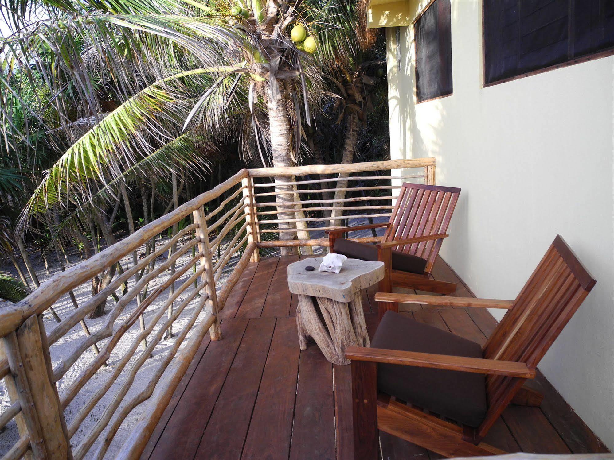 Sol Caribe Hotel Punta Allen Exterior photo